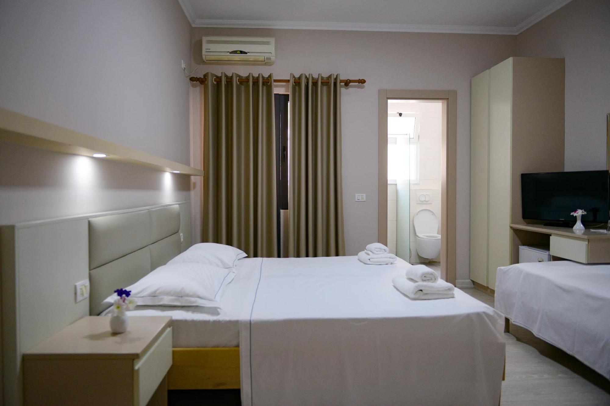 Hotel Andi Durrës 외부 사진