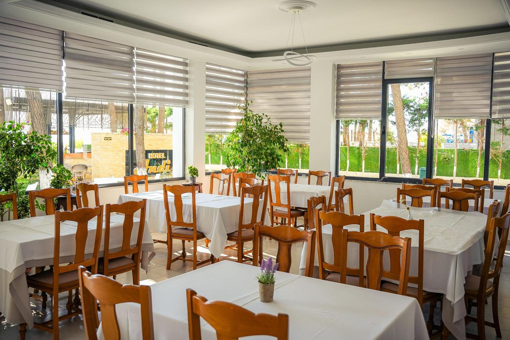 Hotel Andi Durrës 외부 사진