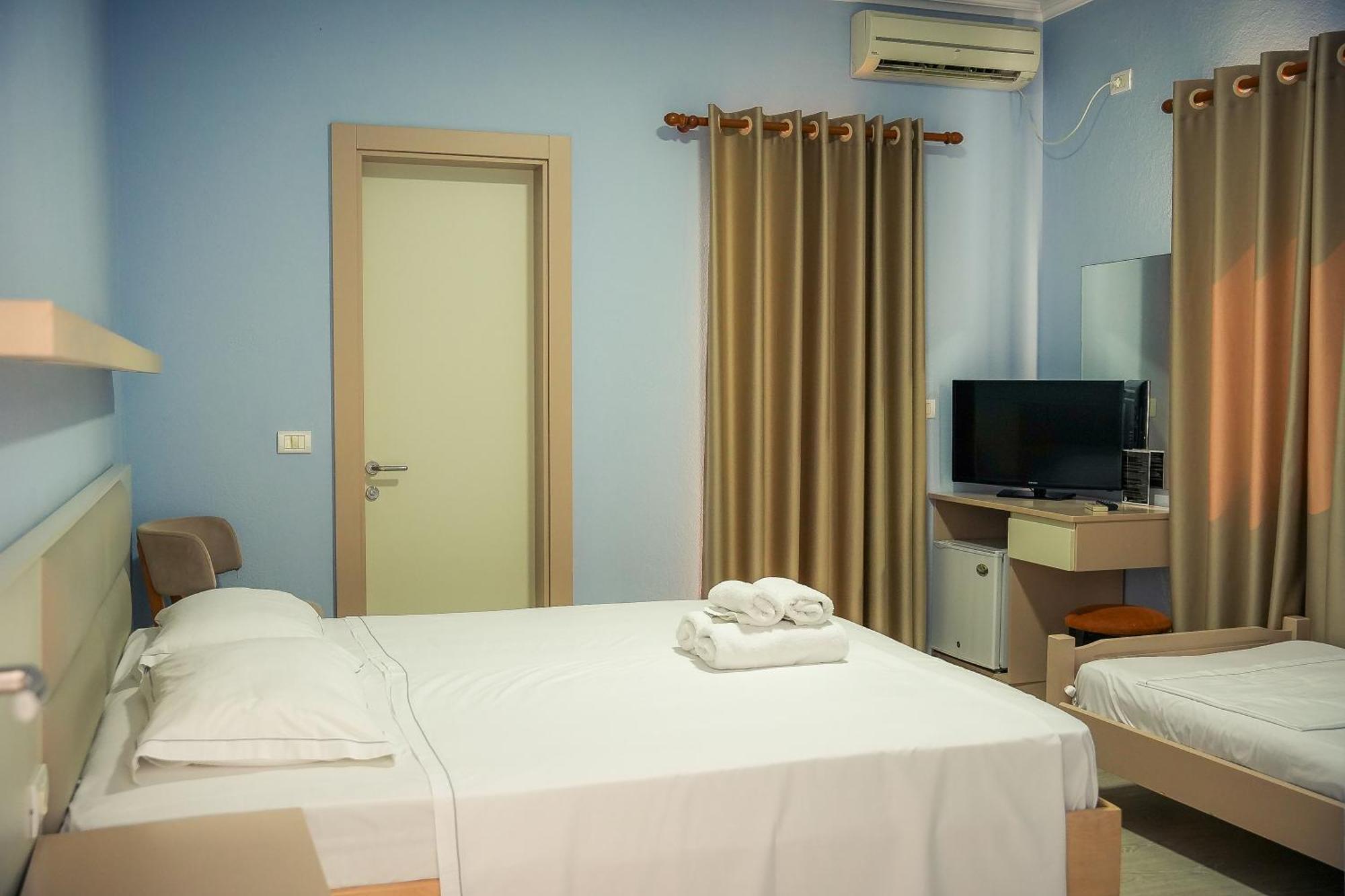 Hotel Andi Durrës 외부 사진