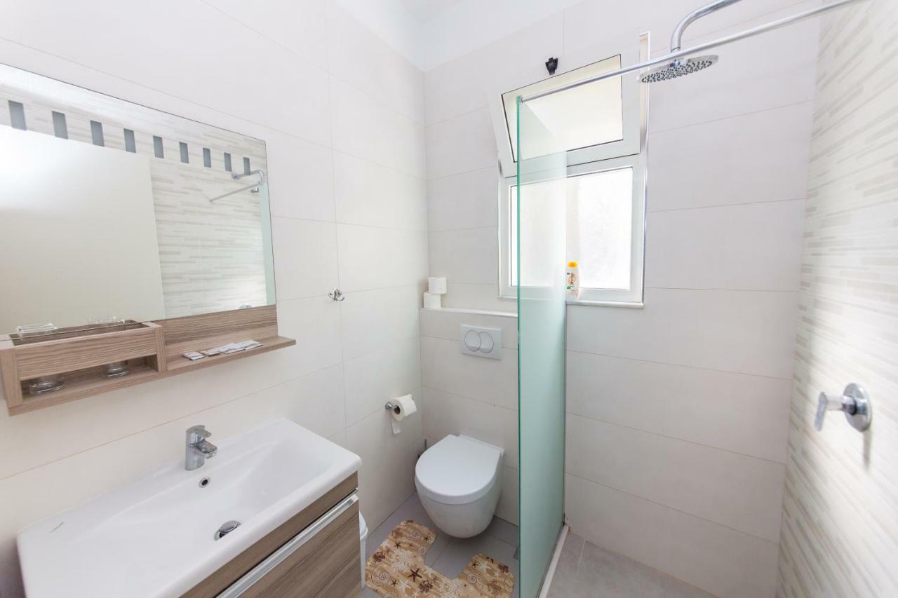 Hotel Andi Durrës 외부 사진